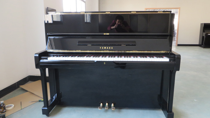 YAMAHA  U1G